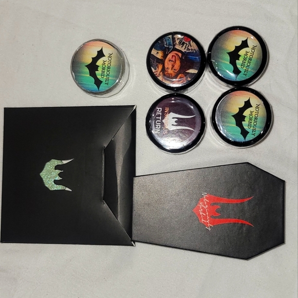 notoriously morbid Other - Notoriously Morbid Eyeshadow lot